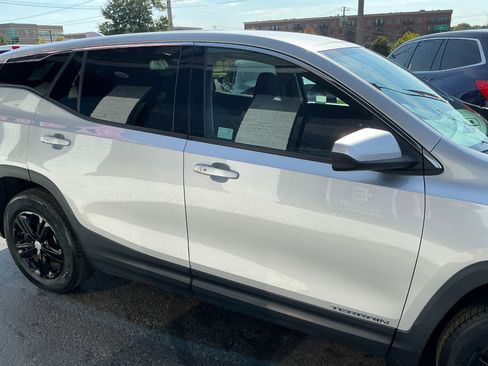 Used 2019 GMC Terrain SLE image 26