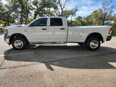 Used 2019 RAM 3500 Tradesman image 4
