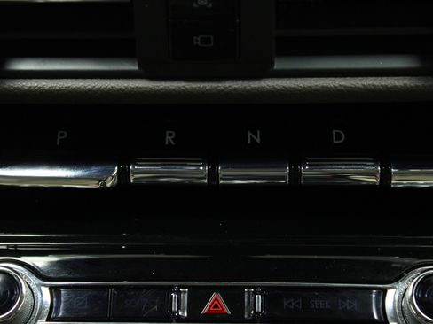 Used 2020 Lincoln Corsair Reserve image 19