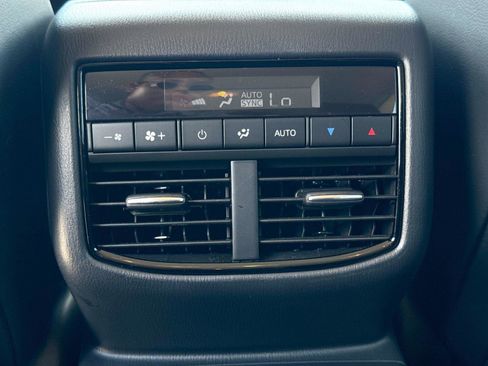 Used 2023 MAZDA CX-9 Touring AWD/4WD image 18
