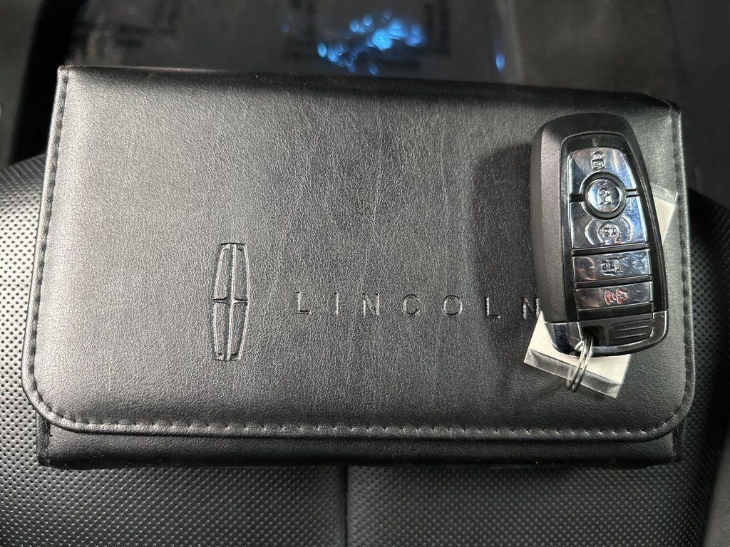 Used 2023 Lincoln Aviator Reserve w/ Equipment Group 201A AWD/4WD image 52