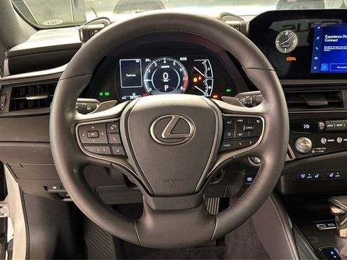 Certified 2024 Lexus ES 350 w/ Premium Package image 19