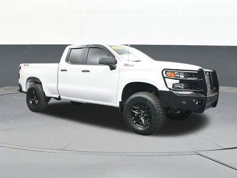 Used 2020 Chevrolet Silverado 1500 Custom Trail Boss w/ Custom Convenience Package image 21