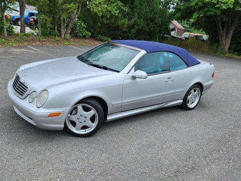 Used 2001 Mercedes-Benz CLK 430 Cabriolet image 3