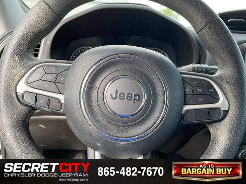 Used 2019 Jeep Renegade Sport w/ Sport Appearance Group AWD/4WD image 14