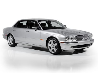 Used 2005 Jaguar XJ Vanden Plas Super V8