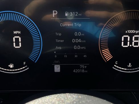 Used 2024 Hyundai Kona SEL image 15