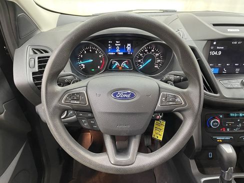 Used 2017 Ford Escape SE w/ Equipment Group 201A image 22