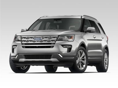 Used 2019 Ford Explorer XLT w/ Equipment Group 201A