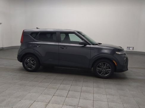 Used 2021 Kia Soul S image 11