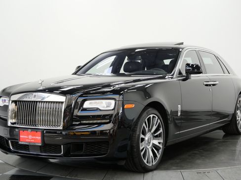 Used 2019 Rolls-Royce Ghost Extended Wheelbase RWD image 5