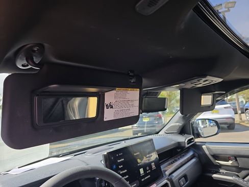 Used 2024 Toyota Tacoma Limited w/ Limited Package (LT) image 15