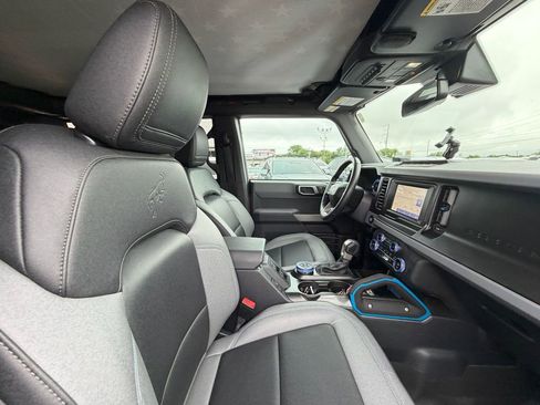 Used 2023 Ford Bronco Black Diamond w/ Sasquatch Package AWD/4WD image 21
