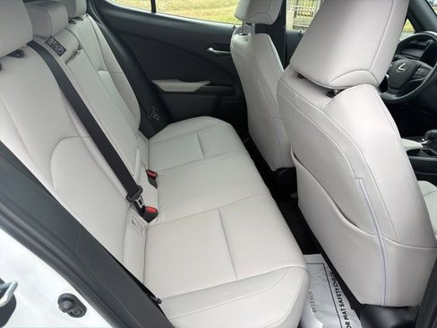 Used 2025 Lexus UX 300h AWD image 13