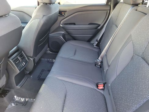 Used 2025 Subaru Forester Premium w/ Convenience Package #1 AWD/4WD image 16