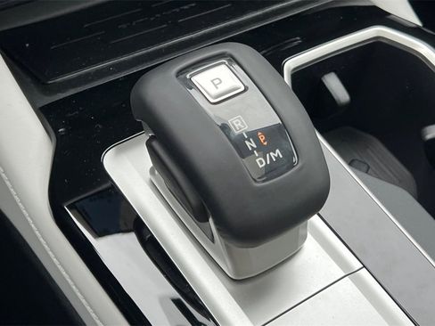 New 2026 Mitsubishi Outlander SE image 23