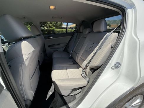Used 2019 Kia Sportage LX w/ LX Popular Package AWD/4WD image 11