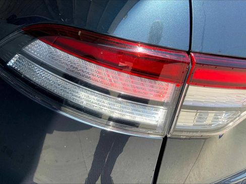 Used 2023 Lincoln Aviator Black Label w/ Dynamic Handling Package image 28