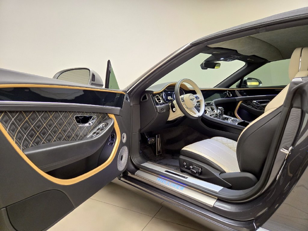 Used 2021 Bentley Continental GT AWD/4WD image 13
