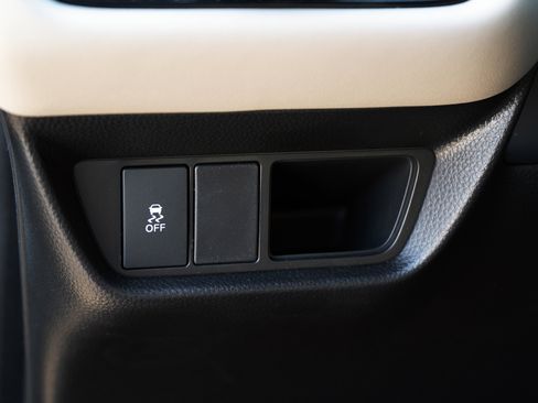 Used 2026 Honda HR-V LX image 40