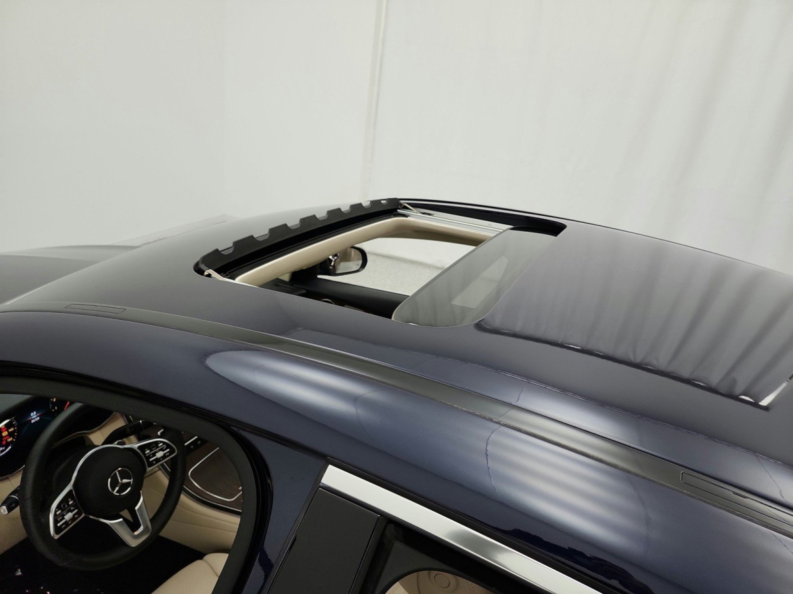 Certified 2023 Mercedes-Benz GLC 300 4MATIC Coupe image 11
