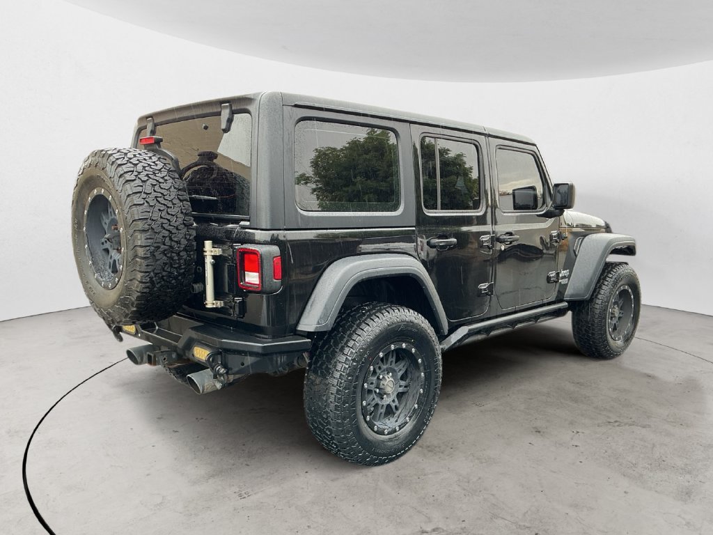 Used 2018 Jeep Wrangler Unlimited Sport AWD/4WD image 5