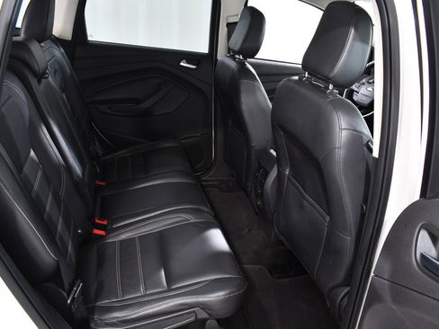 Used 2018 Ford Escape SEL image 19