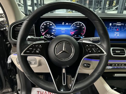 Certified 2024 Mercedes-Benz GLS 450 4MATIC image 22
