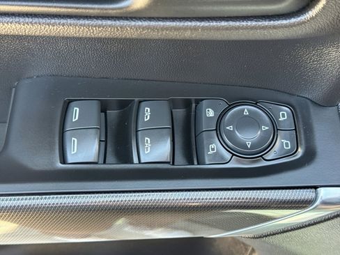 Used 2020 GMC Sierra 1500 AT4 w/ AT4 Premium Package AWD/4WD image 19