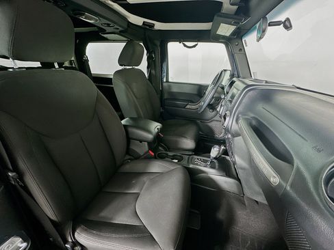 Used 2017 Jeep Wrangler Sport image 24