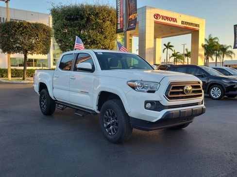 Used 2023 Toyota Tacoma SR5 image 2