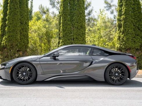 Used 2020 BMW i8 Coupe AWD/4WD image 10