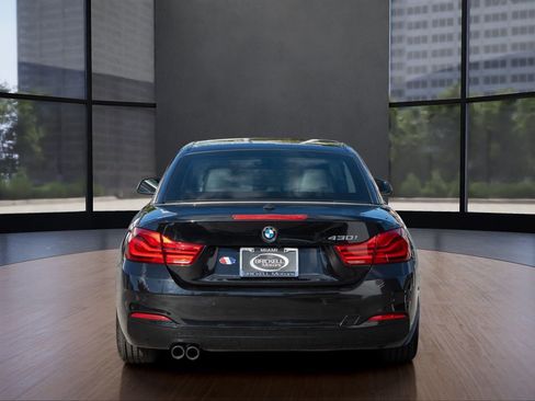 Used 2018 BMW 430i Convertible image 3