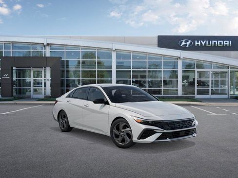 New 2026 Hyundai Elantra Sport image 2
