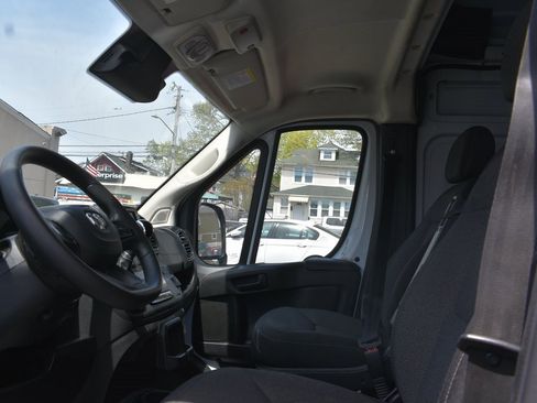 Used 2023 RAM ProMaster 3500 w/ Driver Convenience Group image 9