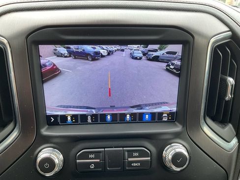 Used 2022 GMC Sierra 2500 AT4 w/ AT4 Preferred Package AWD/4WD image 19