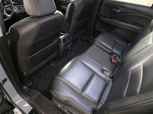 Used 2022 Honda Pilot Special Edition image 16