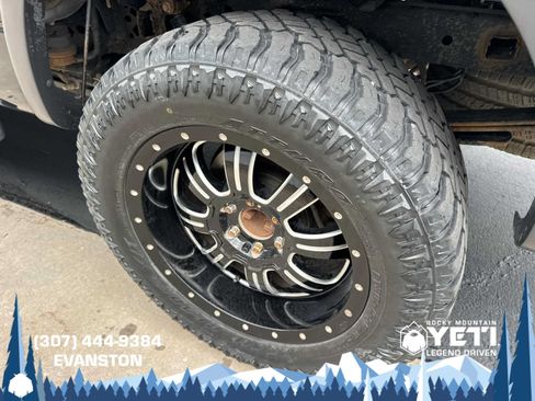Used 2014 Ford F150 FX4 w/ Equipment Group 402A Luxury AWD/4WD image 19