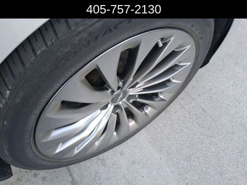 Used 2018 Genesis G90 5.0 Ultimate image 20