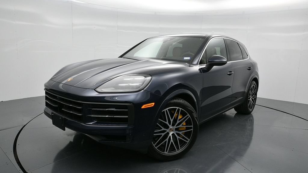 Certified 2025 Porsche Cayenne S AWD/4WD image 23