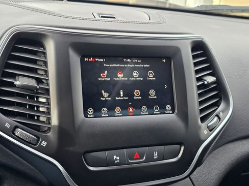 Used 2020 Jeep Cherokee Latitude Lux w/ Comfort/Convenience Group image 25