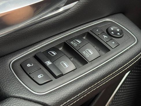 Used 2021 RAM 1500 Laramie image 23