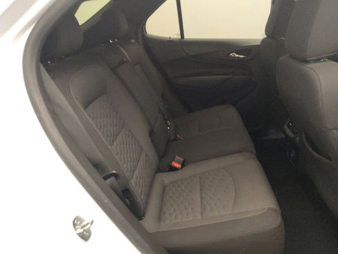 Used 2021 Chevrolet Equinox LT image 19