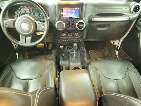 Used 2014 Jeep Wrangler Unlimited Sahara w/ Dual Top Group image 13