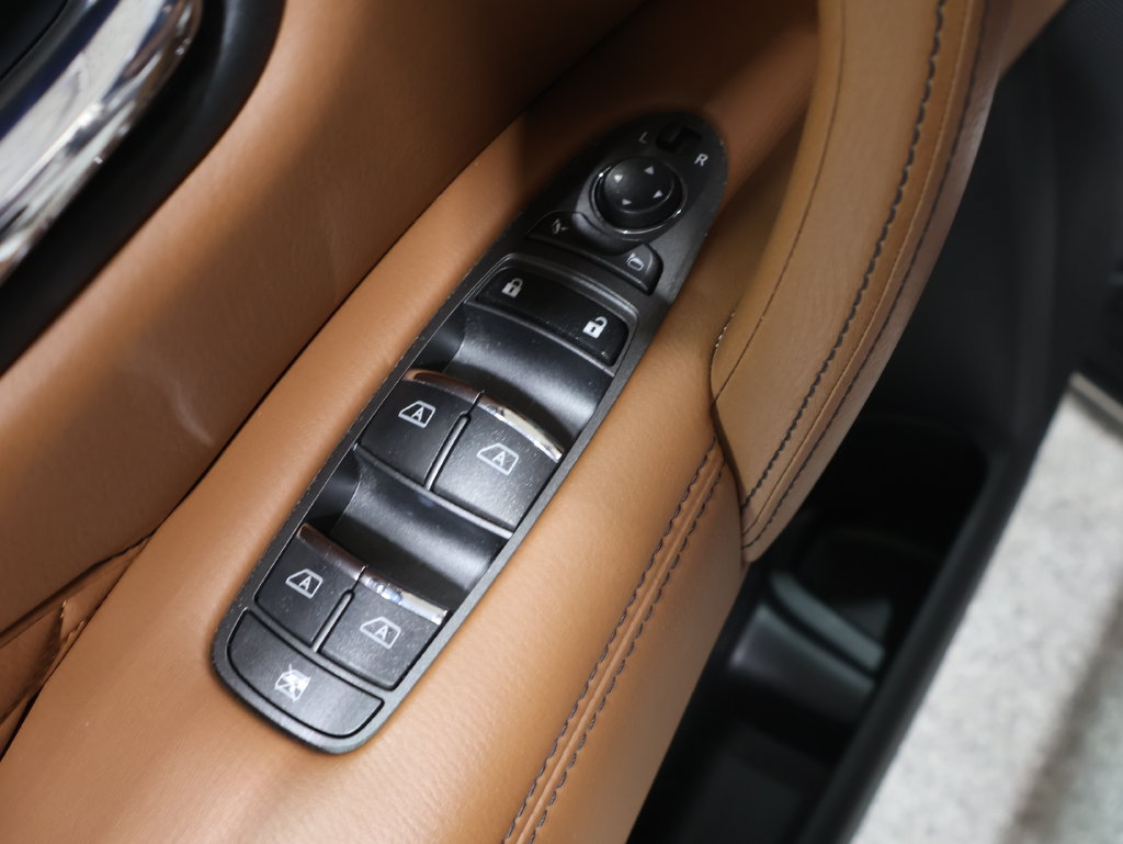 Used 2021 INFINITI QX80 Sensory w/ All-Season Package AWD/4WD image 17