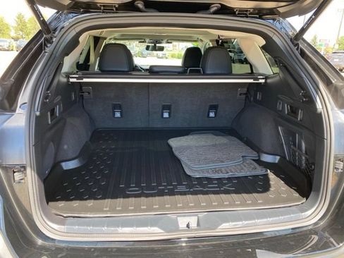 Certified 2025 Subaru Outback Onyx Edition w/ Tech Package 3 AWD/4WD image 25