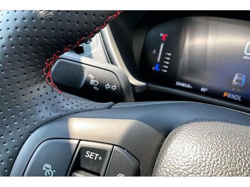 Used 2023 Ford Escape ST-Line w/ Tech Pack #1 AWD/4WD image 19