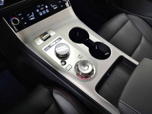 New 2026 Genesis GV70 2.5T Select AWD/4WD image 27