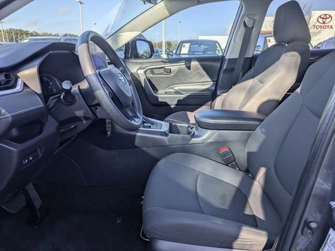 Used 2025 Toyota RAV4 LE image 25