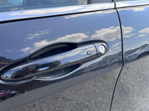 Used 2016 Jeep Cherokee Limited AWD/4WD image 9
